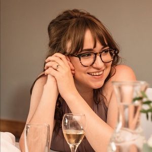 Meet your Posher, Julia